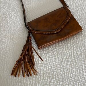 Elegant Brown Jen And CO Leather Shoulder Bag
